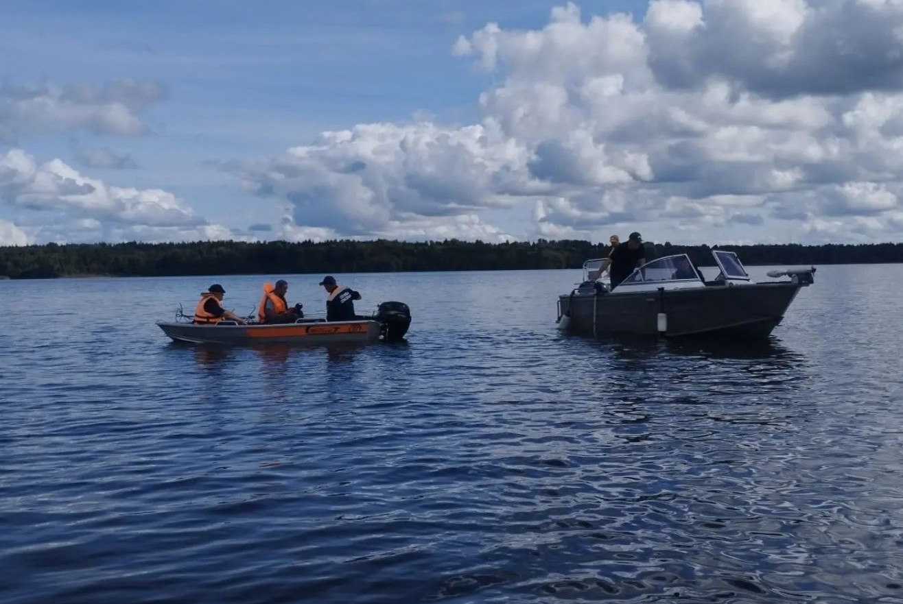 В Новгородской области на озере Вельё утонул человек
