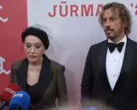 Пугачева с мужем в Юрмале в 2026 году