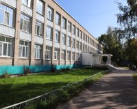 В ивановской школе №18 отремонтировали крышу, входы и создали электронный тир