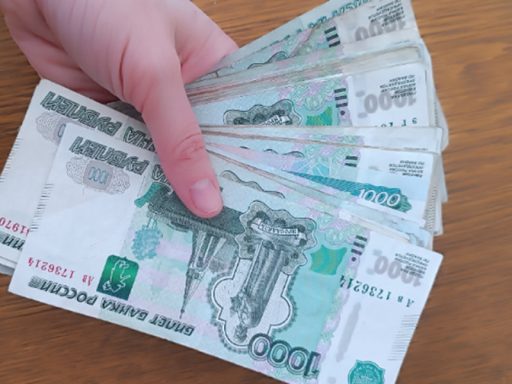 Под Пензой начальница почты брала деньги из кассы для погашения кредитов