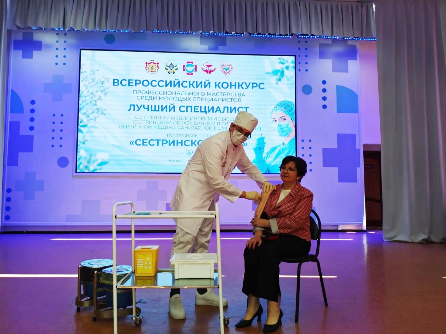Медбрат из Пензенской области признан лучшим молодым медиком России