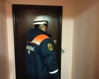 Пензенские спасатели вскрыли дверь в Засечном из-за спящего ребенка